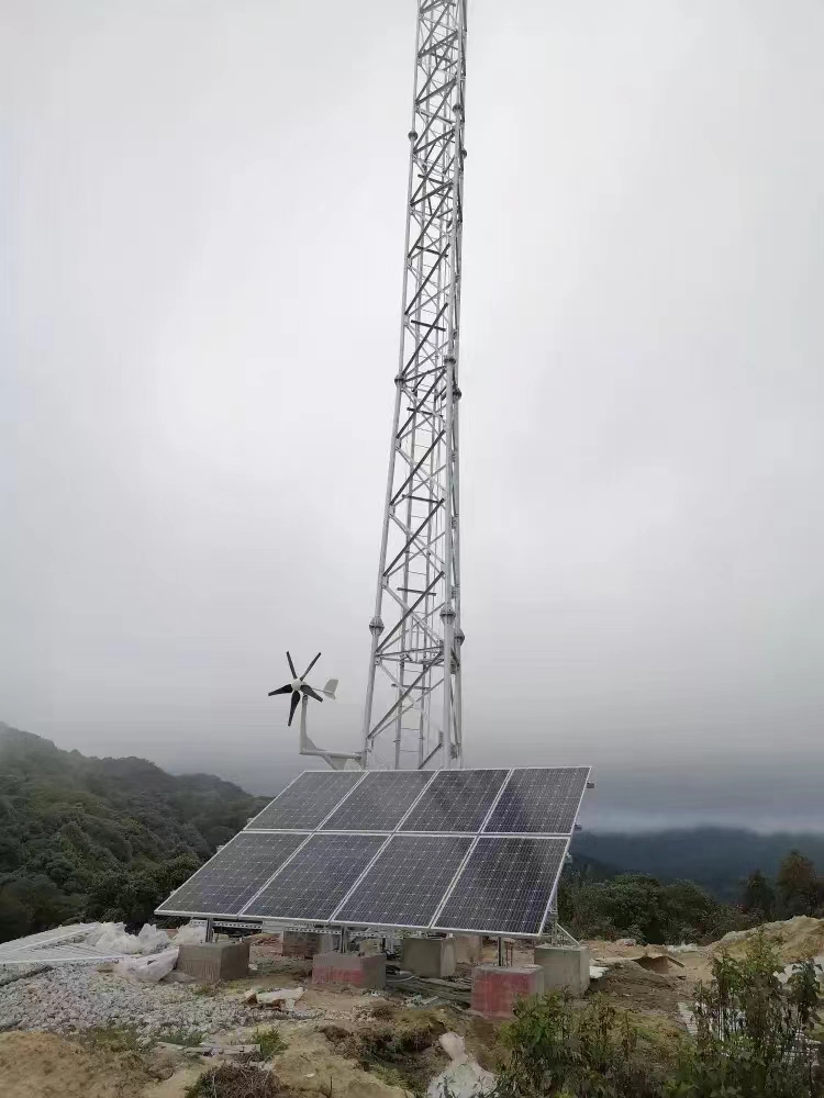 Solar Powered Smart Energy Saving 5G Telecom Communication Tower