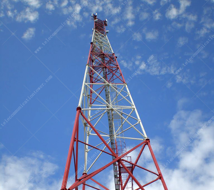 Self-Supporting Tubular Steel Gsm Mobile Antenna Telecom Tower