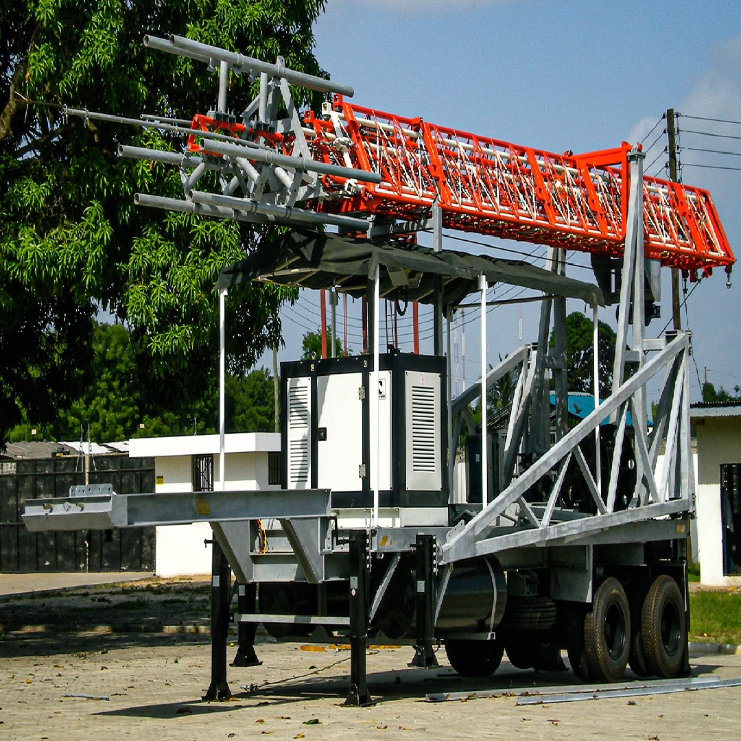 Telescopic Tower 15-30M Galvanized Steel Truck Mounted Communication Antenna 40M/S Windproof