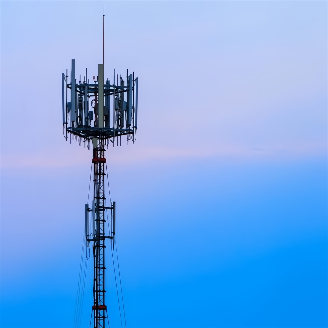 Galvanized Guyed Telecom Tower Corrosion Proof Easy Installation For Remote Region Communication