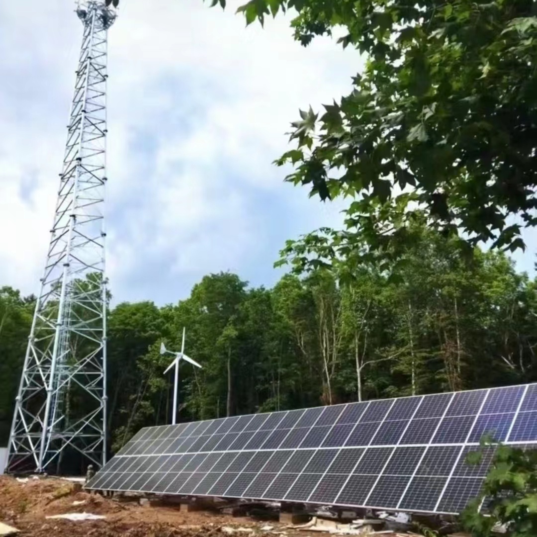What is a Solar-Integrated Telecom Tower?