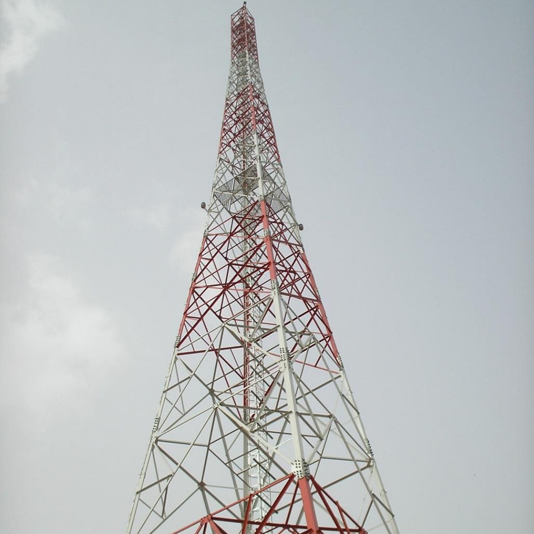 4 Leg Lattice Steel Tower For 5G GSM Telecom Base Station Use