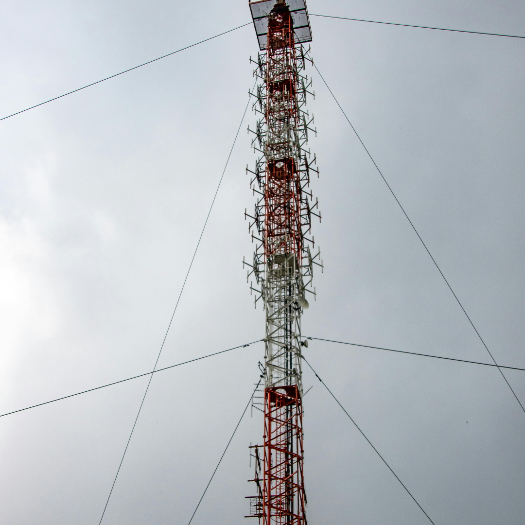 22M 28M Customizable Guyed Wire Tower Stable Structure Telecom Base Station Use