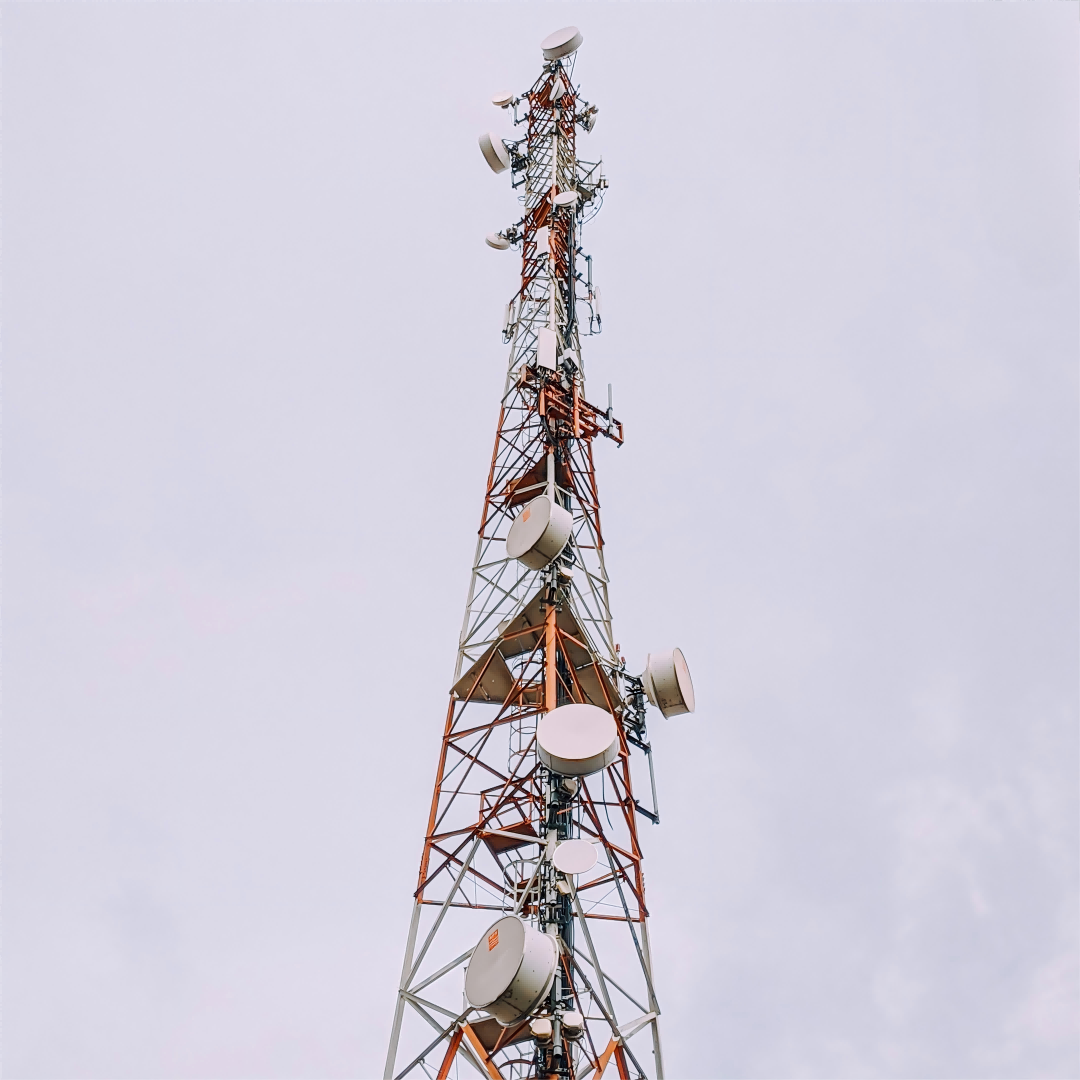 Zinc Aluminum Coated 3 Legged Telecom Tower High Load For Suburban 5G